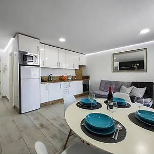 Luxury Summerland Cristianos Ac Apartment